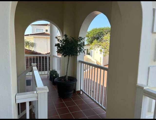 2 BEDROOM APARTMENT FOR SALE IN LA LUCIA